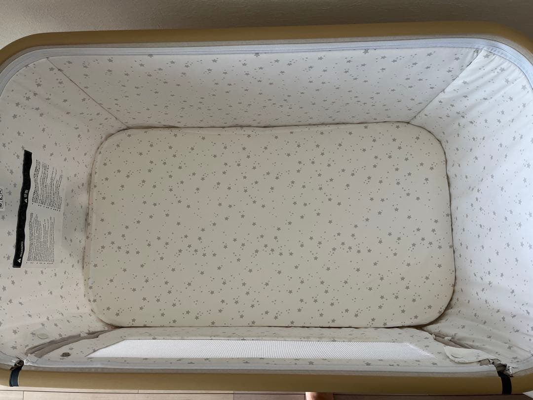 HZDMJ ベビーベッド 揺りかご機能付き