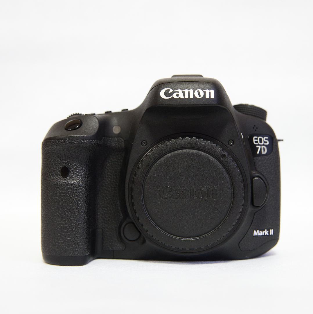 Canon EOS 7D Mark II 値下げ交渉承ります