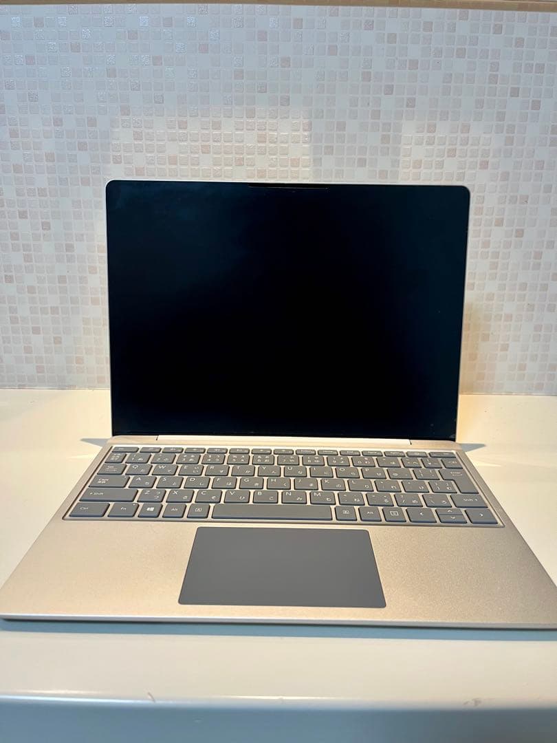 Microsoft surfaceシルバー 13インチ ノートPC【ジャンク品】