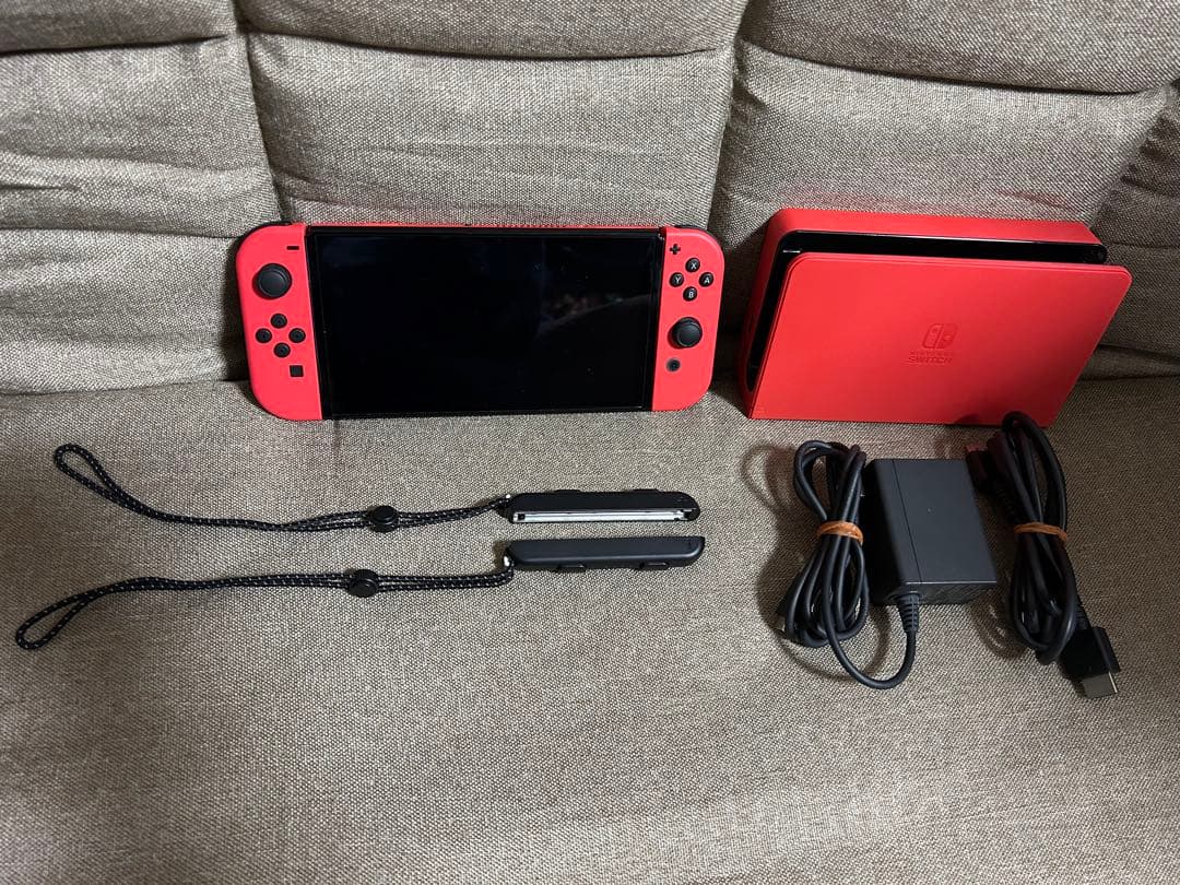 Nintendo Switch 本体 レッド