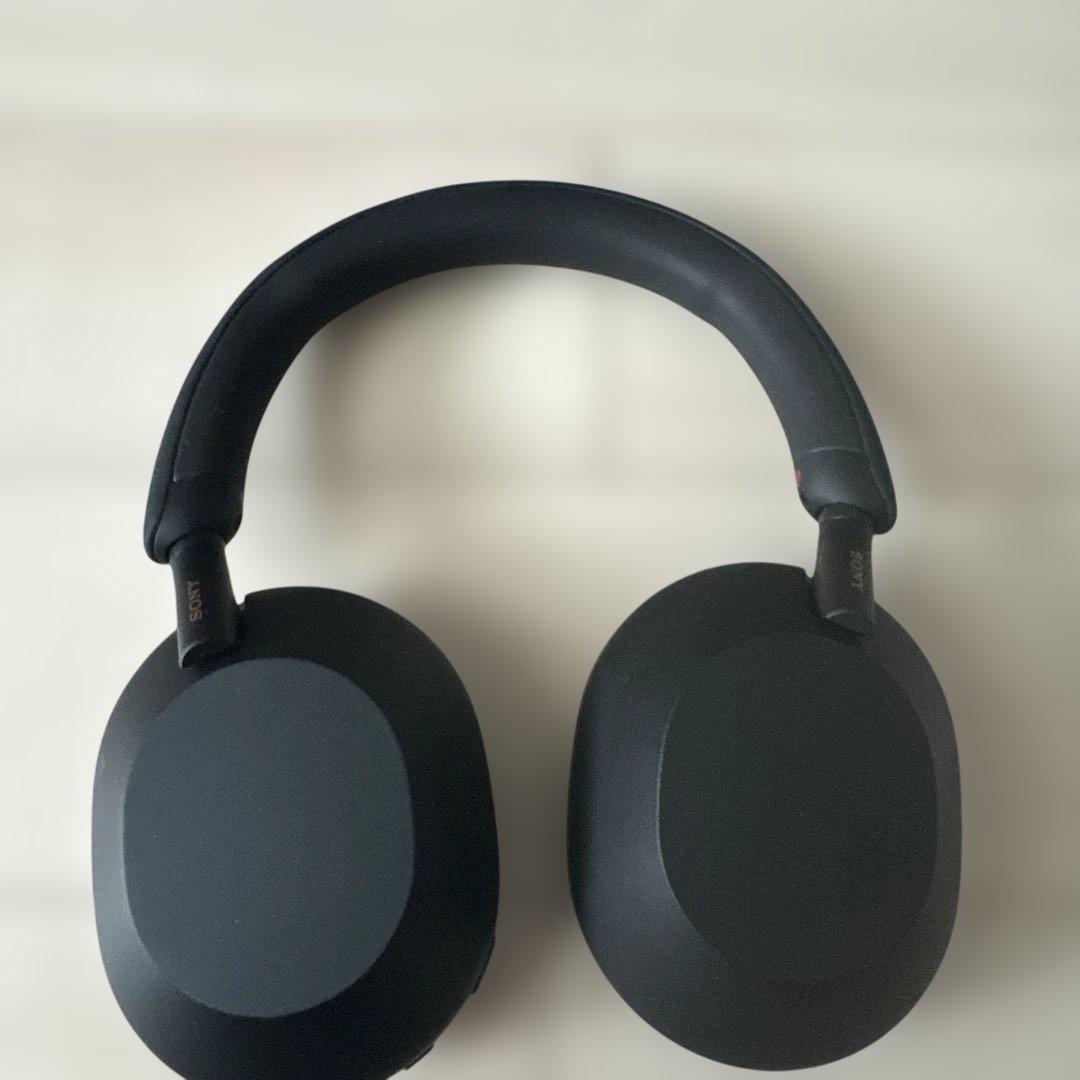 ソニー　WH-1000XM5 ブラック