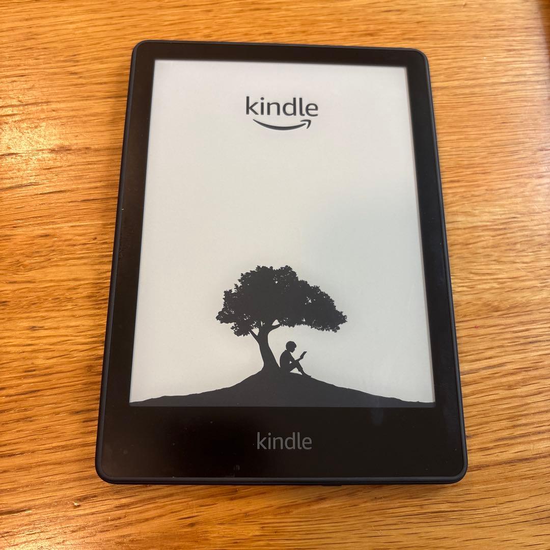 Kindle Paperwhite第11世代 8GB 広告あり　ケース付き