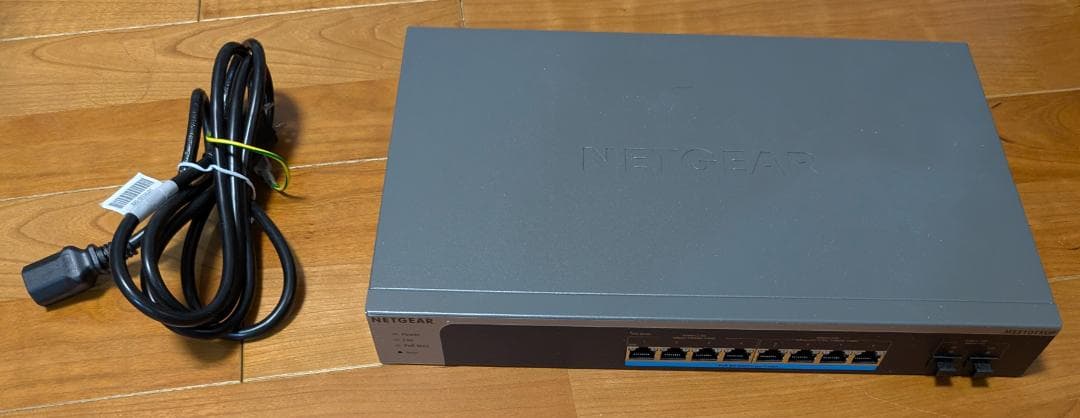 【送料無料】 Netgear スイッチングハブ MS510TXUP-100AJS