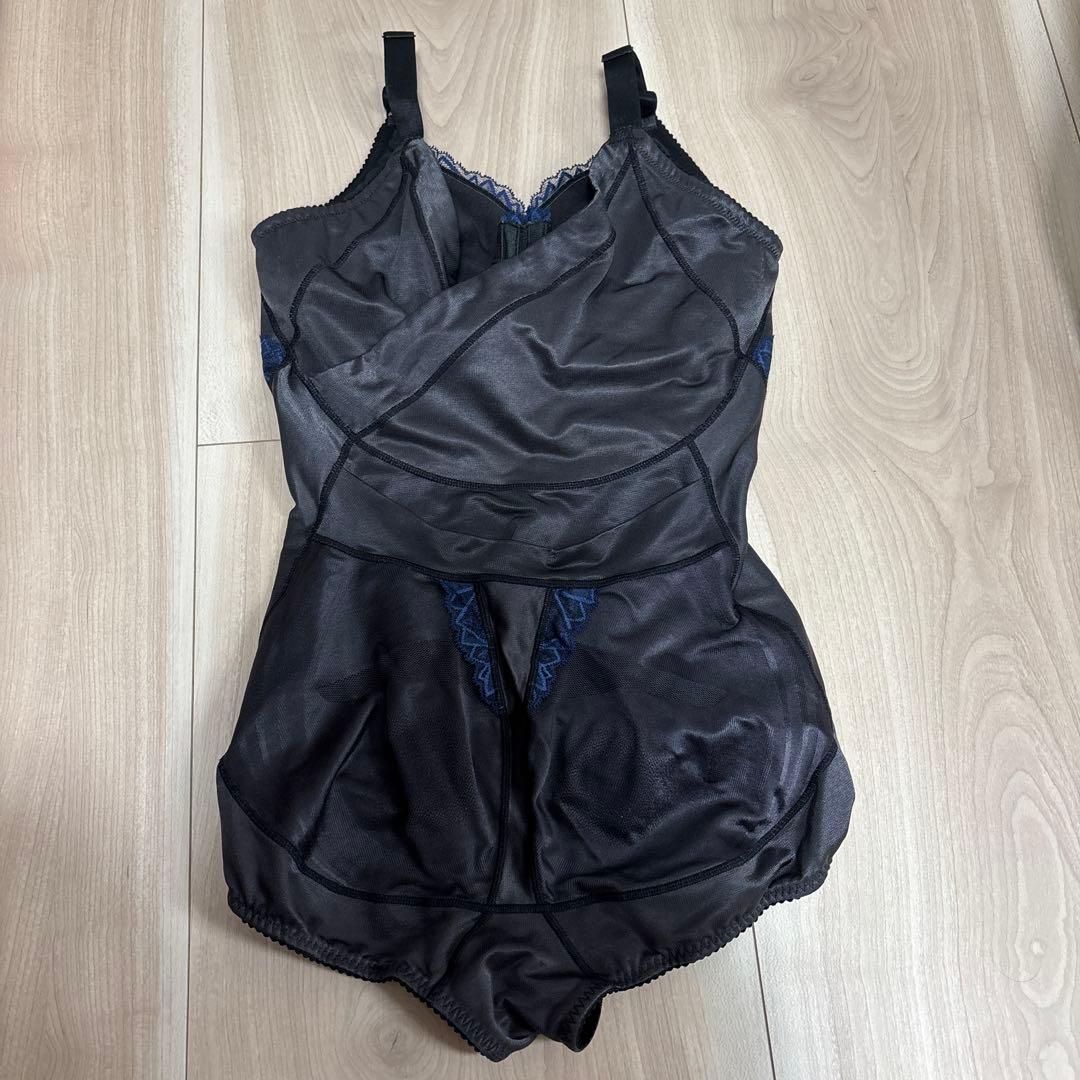 MARUKO カレス　ボディスーツ(補正下着) サイズC80LL