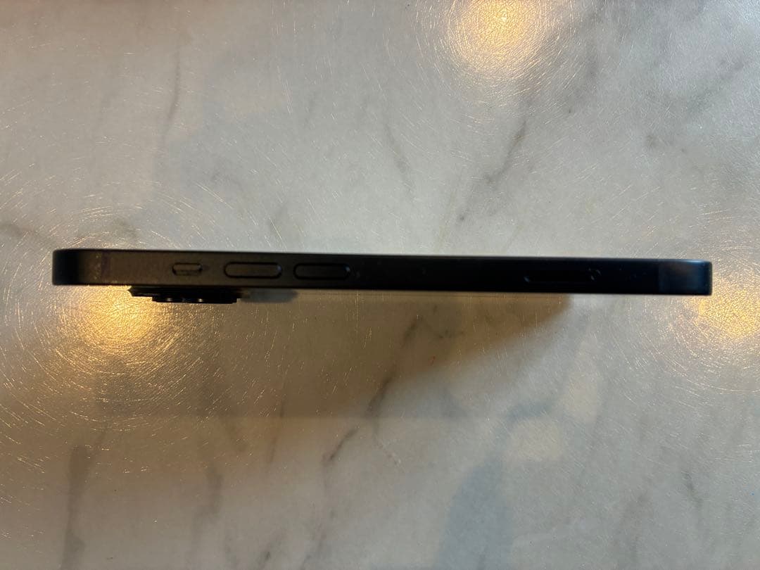 Apple iPhone 14 ブラック ミッドナイトブラック　本体