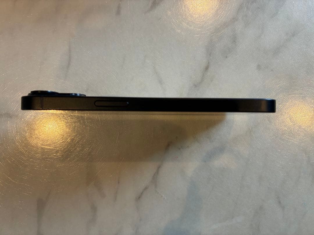 Apple iPhone 14 ブラック ミッドナイトブラック　本体