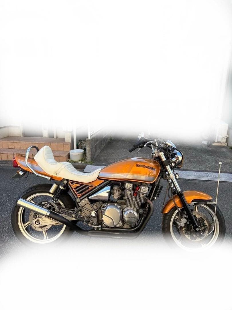 ゼファー400 シート　チョビさん　金具付き 後期