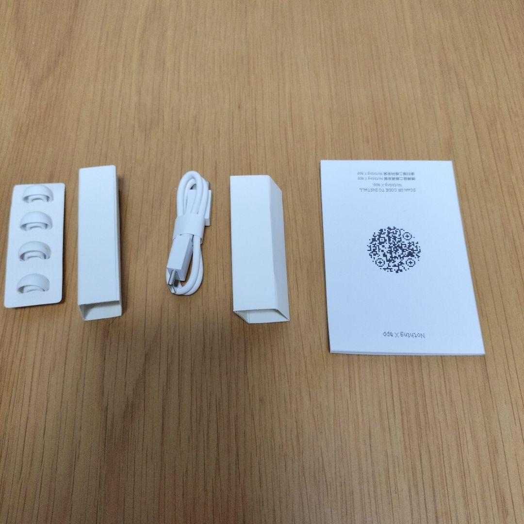 nothing ear (a)　ワイヤレスイヤホン　ケース付き