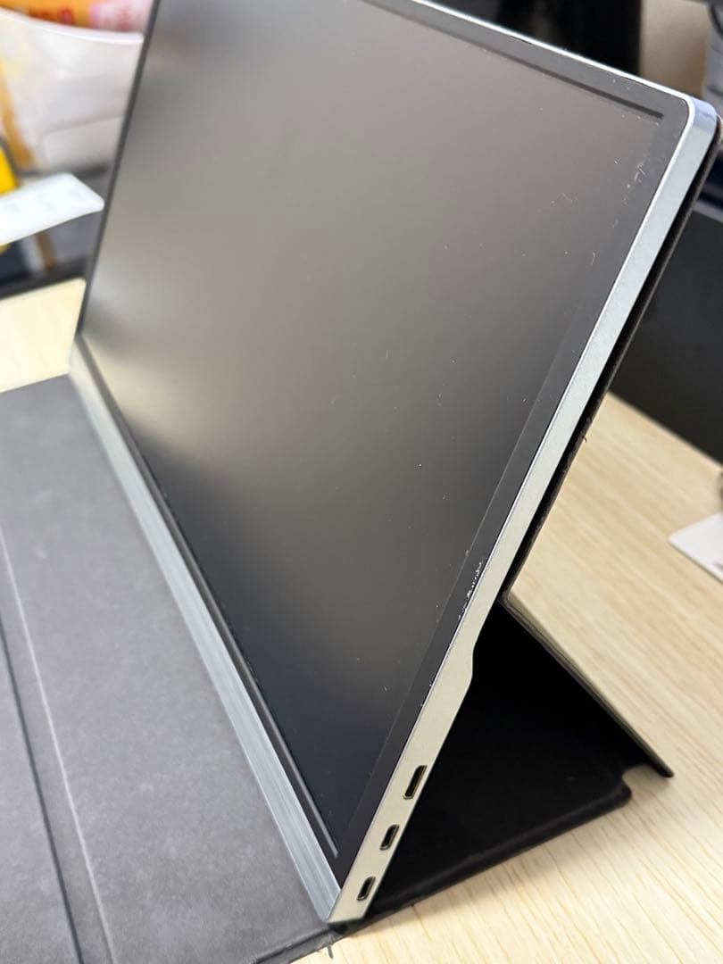 ポータブル・モバイルモニター 15.6インチ 4K カバー・スタンド付