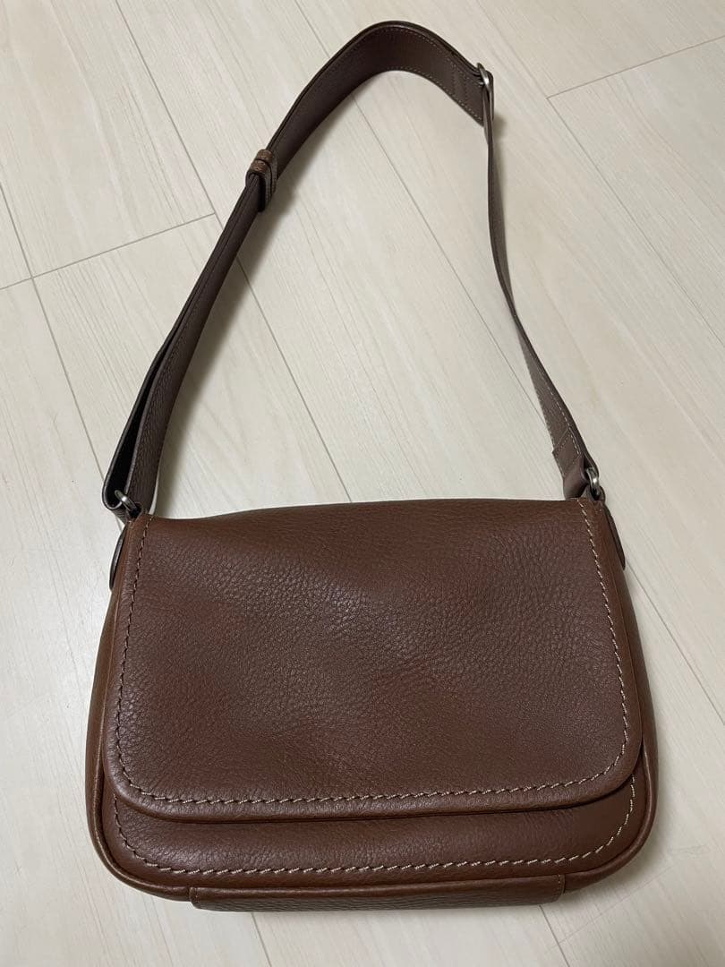 土屋鞄　トーンオイルヌメ　ショルダーバッグ