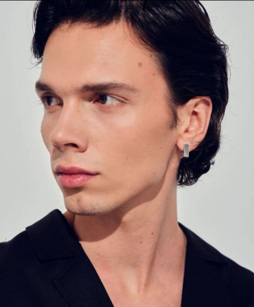 TOM WOOD Square Hoops Small スクエア　ウープ　ピアス