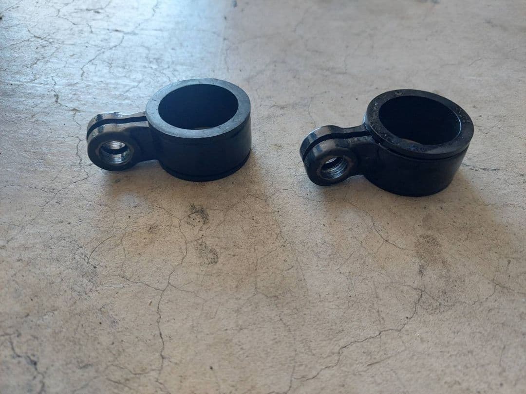 Z1、Z2 36パイ ウィンカーブラケット