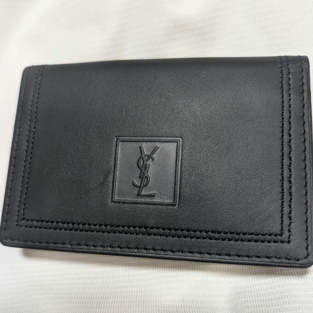 【YVES SAINT LAURENT】リアルレザーパスケース・名刺入れ