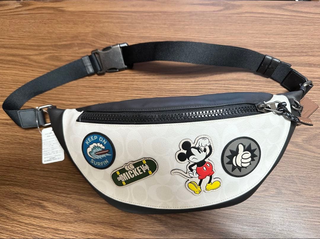 ミッキーマウス ボディバッグ