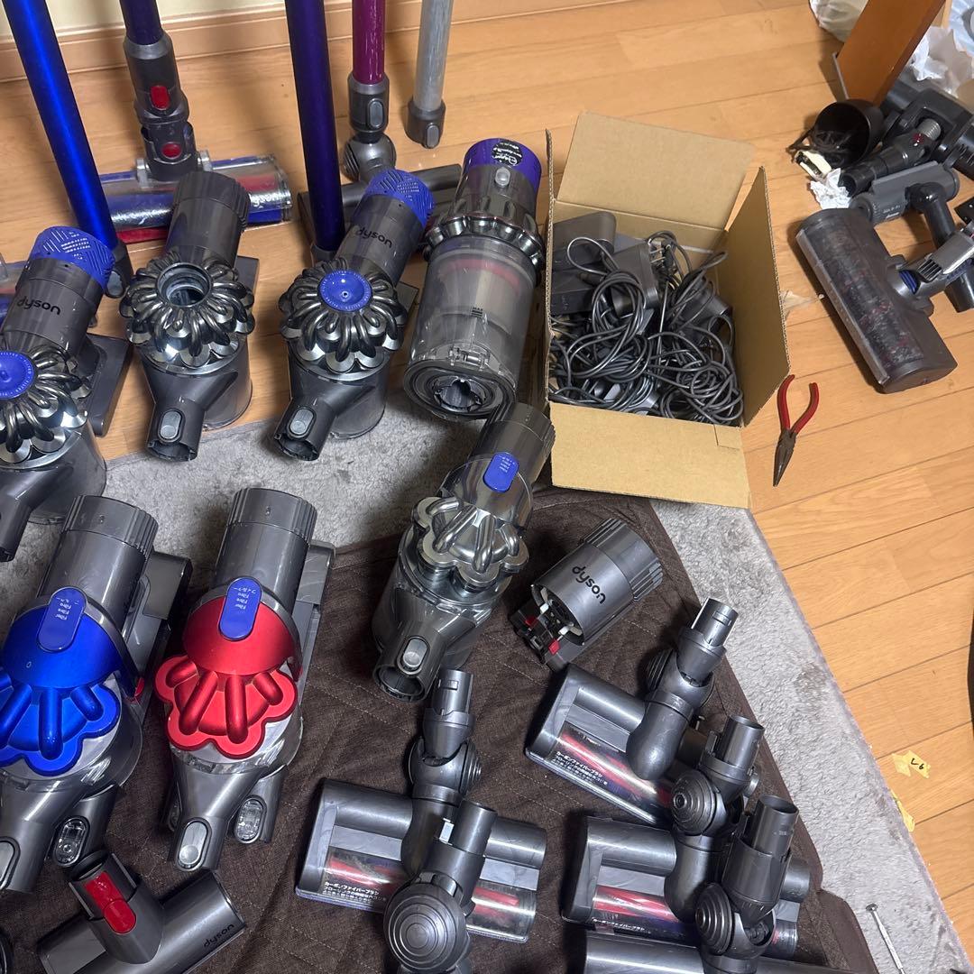 ダイソン　大量　まとめ売り　V6.V7.V8.v10など付属品付き