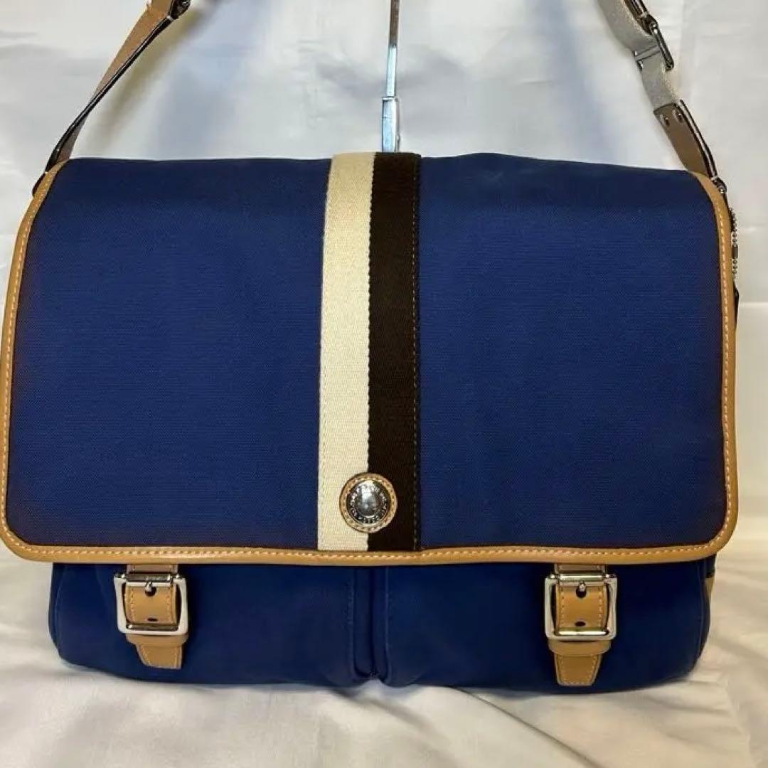 【希少・美品】COACH ボヤージュキャンバスメッセンジャーバッグ ショルダー