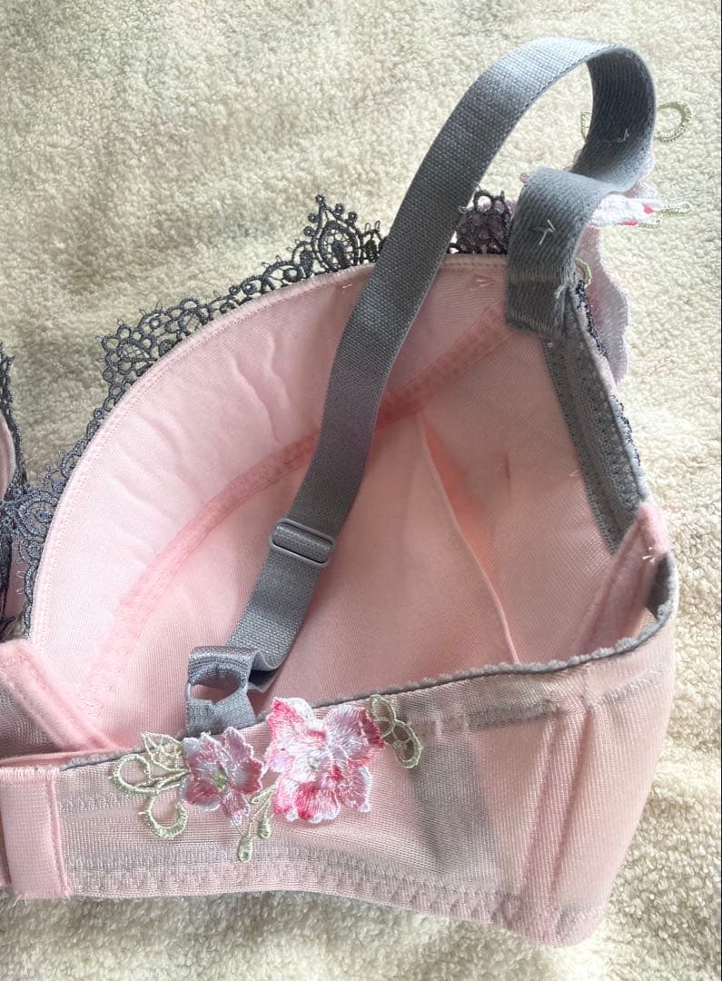 ★salute サルート上下2個セット　G70&Lサイズ　76G 56G