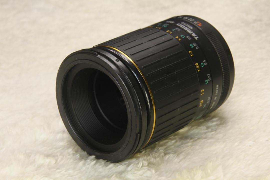 「伝説のマクロレンズ」5代目 Tamron SP 90