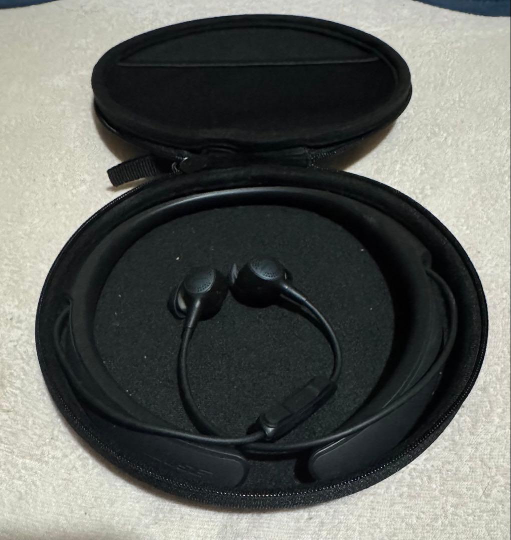 イヤホン Bose QuietControl 30 wireless headphones