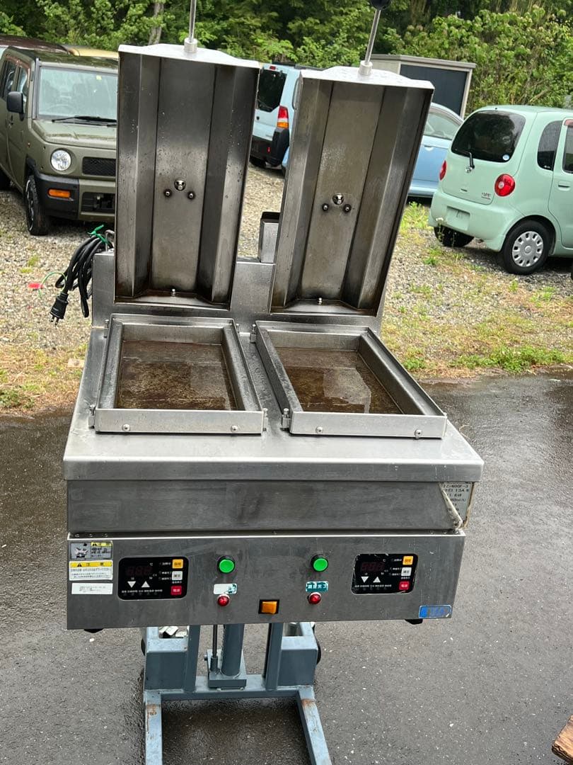 限界値下げ　タニコー業務用自動餃子焼き機　TZ-60GF-3