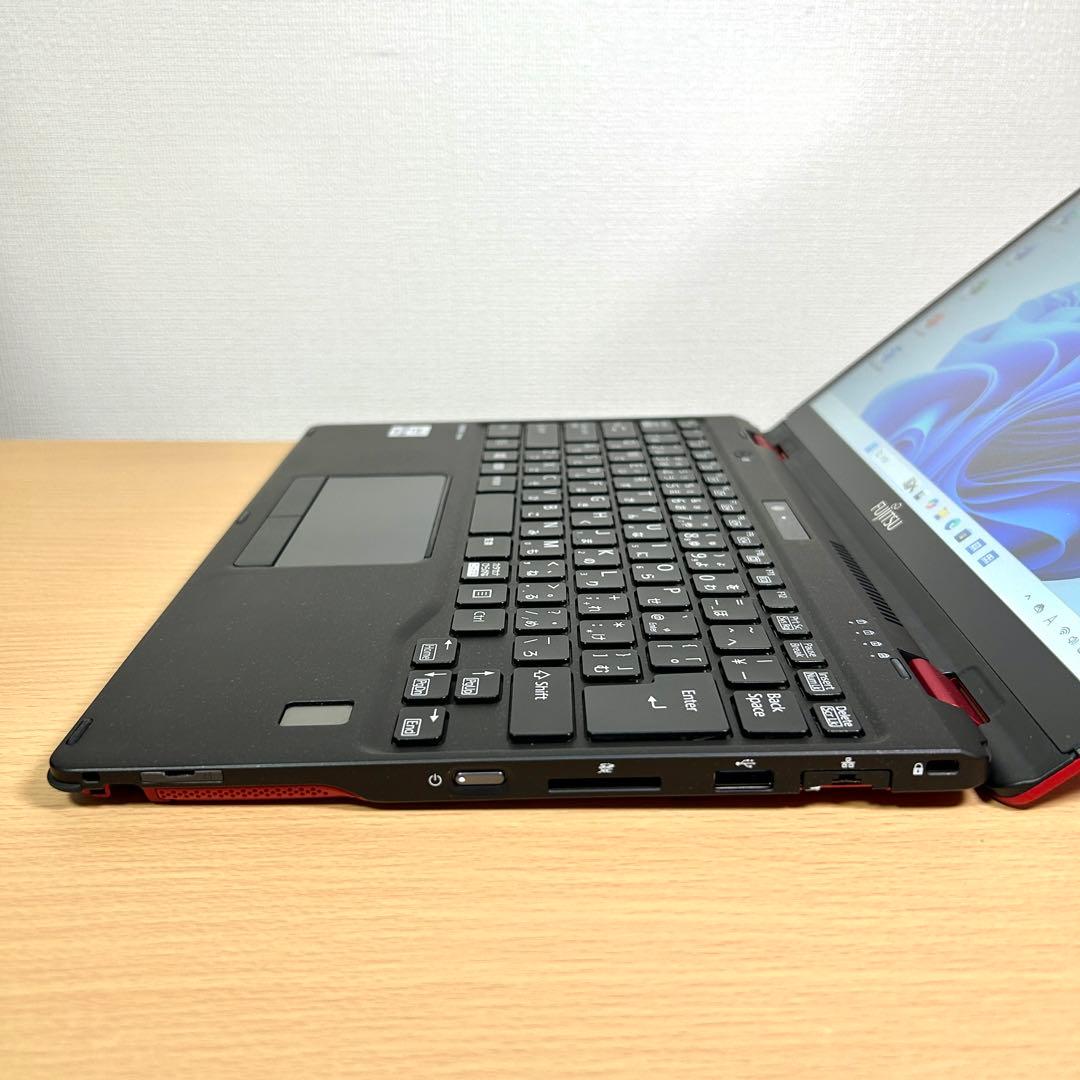 美品 富士通 LIFEBOOK U9310X/D i7 16GB Office