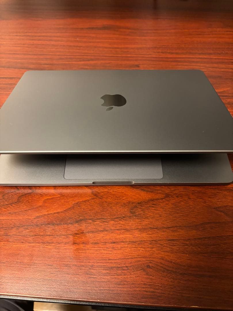 MacBook Pro 2023 M2Pro 14インチ 16GB