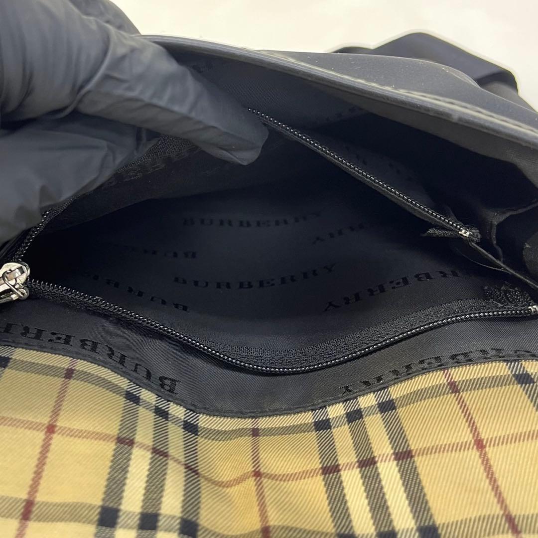 ☆バーバリー☆ショルダーバッグ メッセンジャーバッグ ナイロン レザー