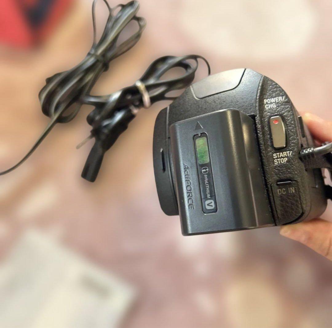 SONY FDR-AX30 4K ビデオカメラ　ハンディーカム　ハンディカム