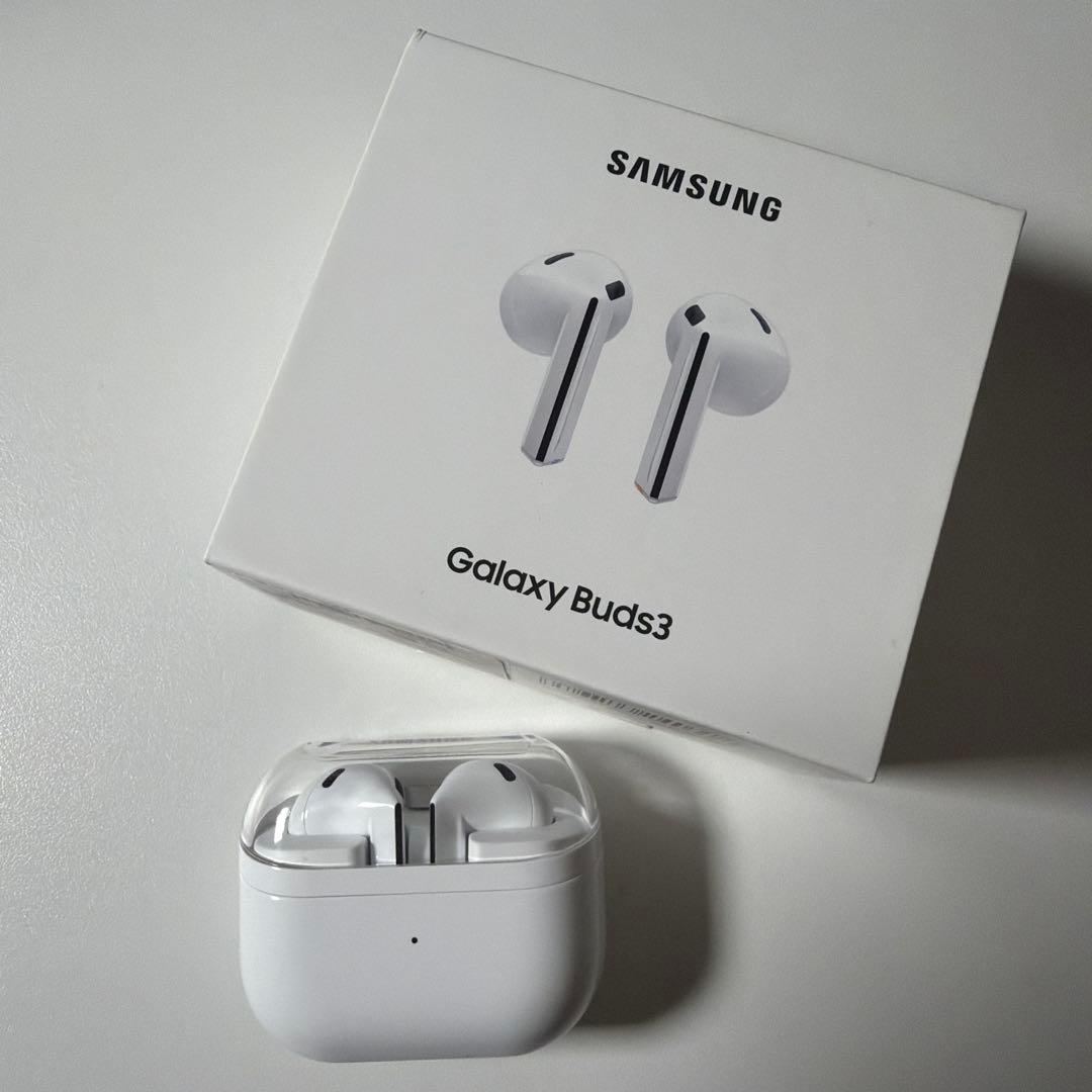 【極美品安値】Galaxy Buds3 SM-R530NZWAXJP ホワイト