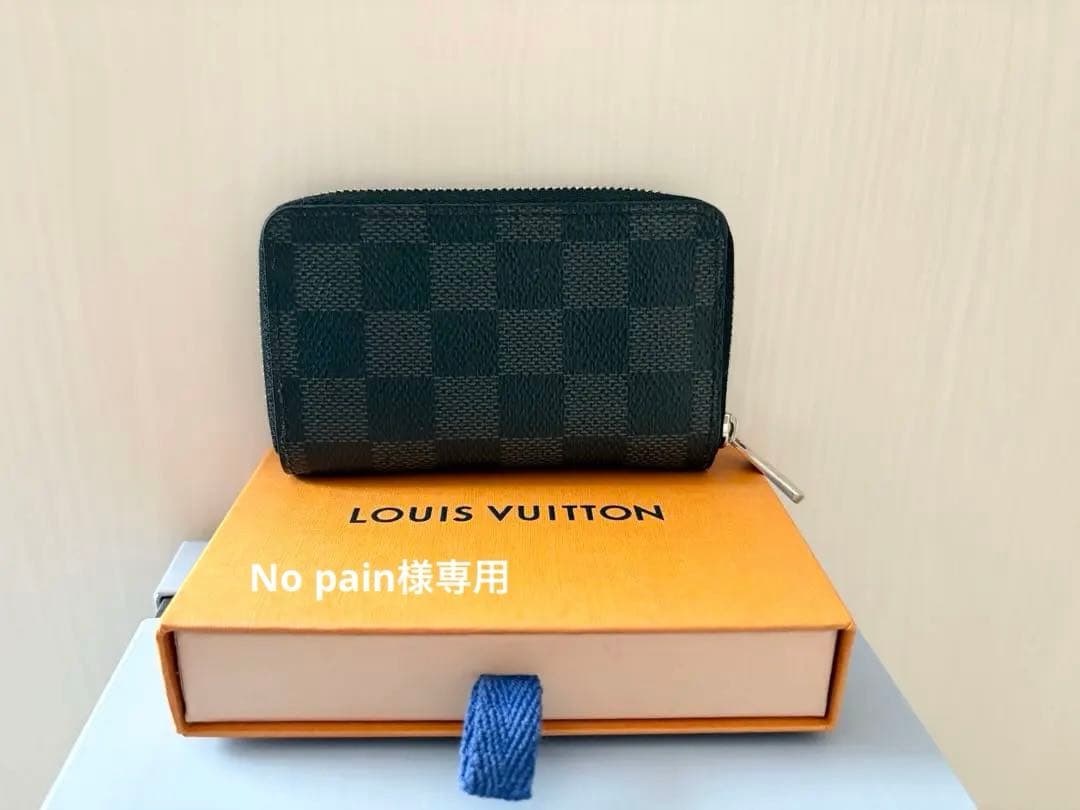 【美品】ルイヴィトン パース　ダミエグラフィット ラウンドファスナー