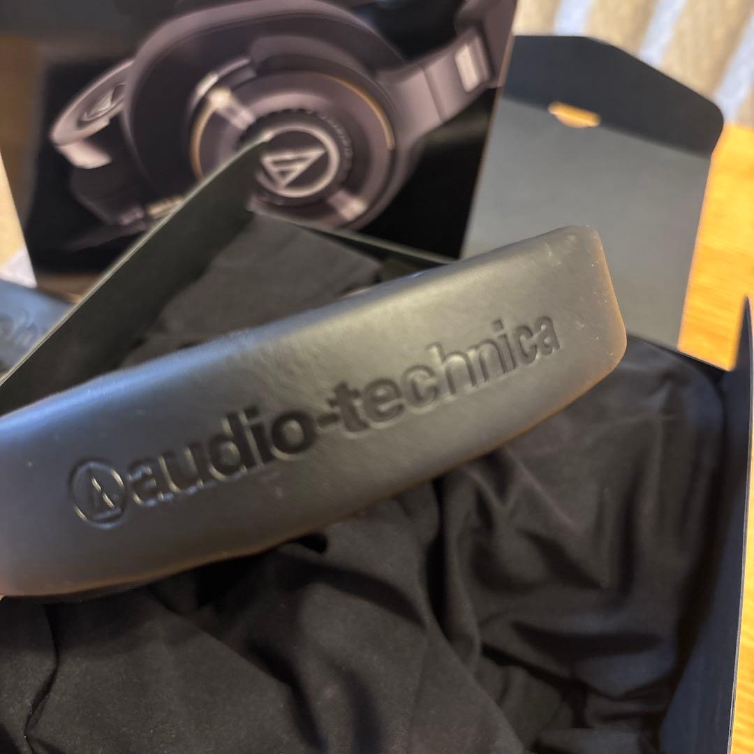 オーディオテクニカ　ATH-WS1100 ヘッドフォン　SOLID BASS