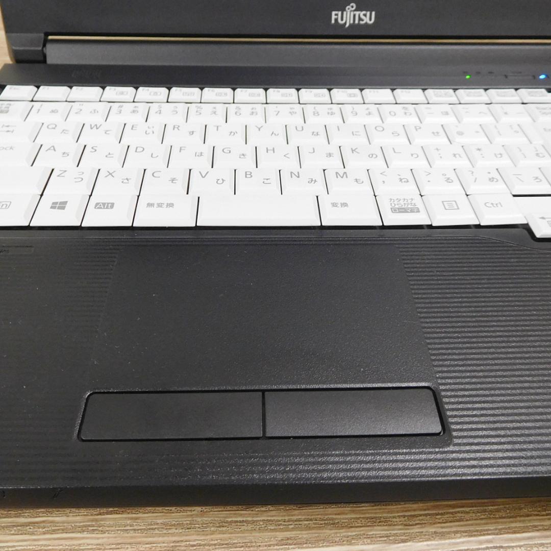 週末特価★LIFEBOOK A5510/ i5-10210U 8GB 128GB