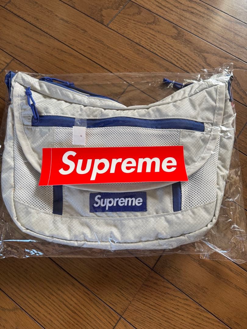 【未使用】 Supreme Small Messenger Bag 22ss