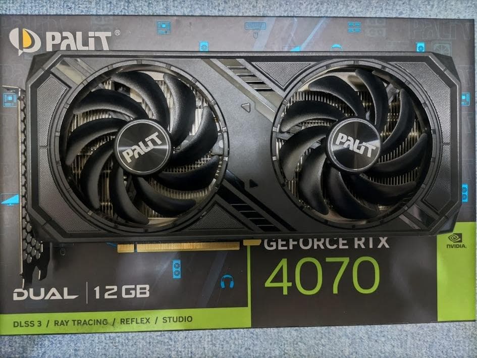 断*性様 GeForce RTX 4070 12GB DUAL