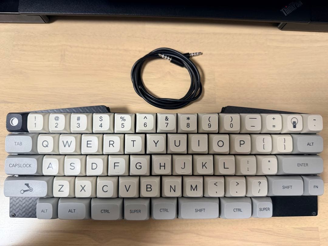 分割キーボード 7spro キーキャップなどのおまけ付き