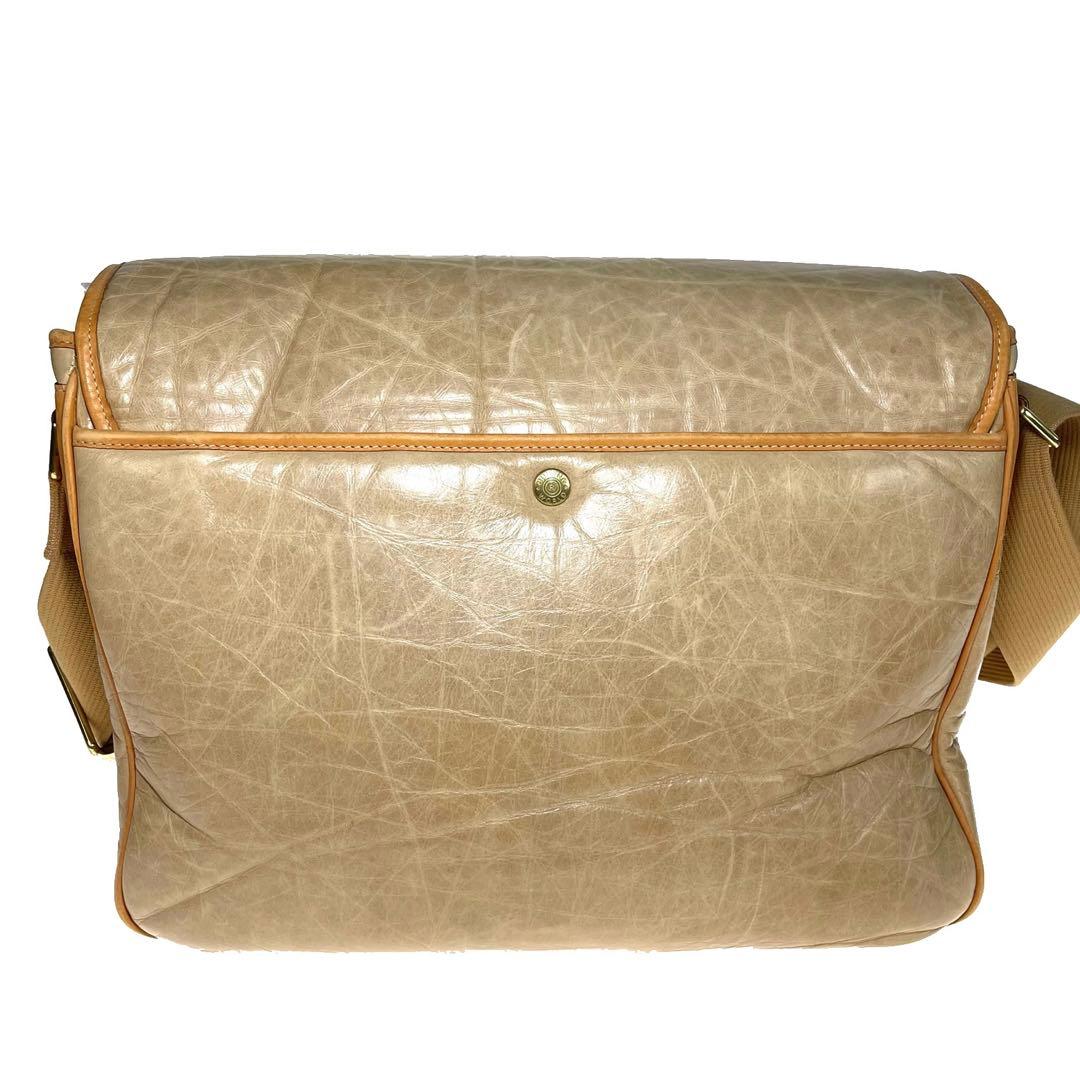 HUNTING WORLD ショルダーバッグ メッセンジャーバッグ a820