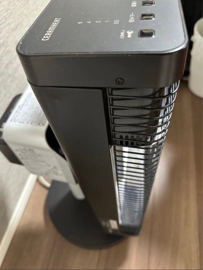 ダイキン　Daikin CERAMIC HEATER タワー型
