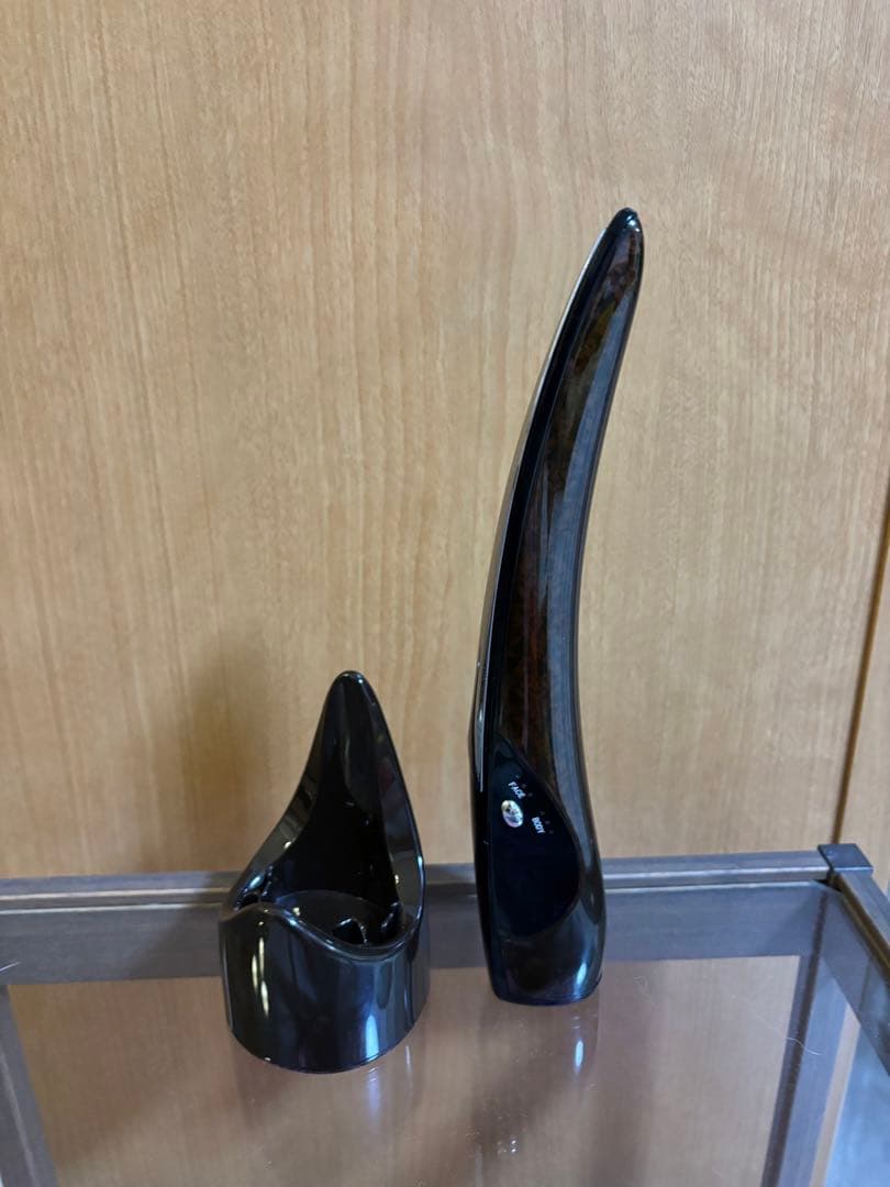 【美顔器】 パイラナイト 充電スタンド付き