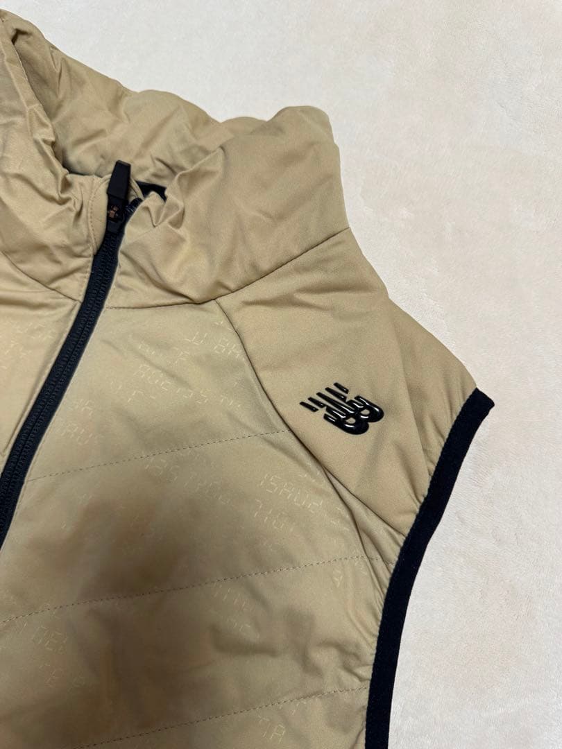 未使用【ニューバランスゴルフ】メンズ ライトダウンベスト　中綿