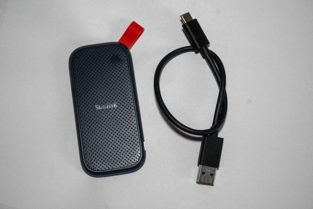 SanDisk 1TB 外付けSSD