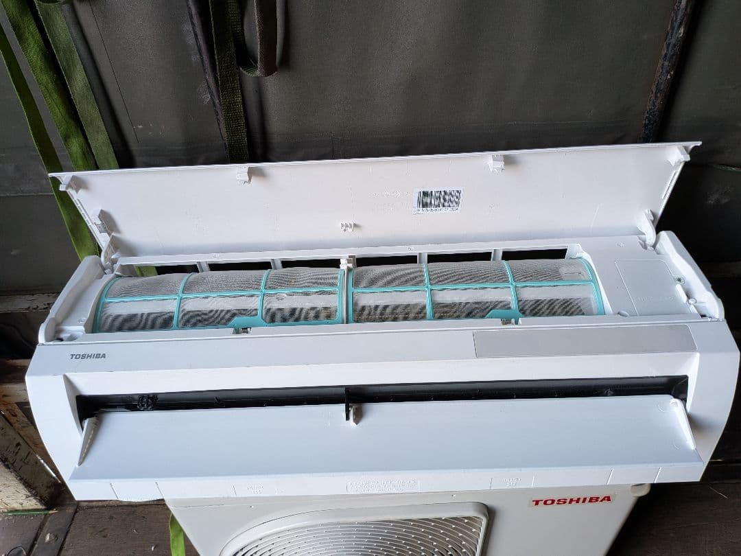 東芝・ルームエアコン・大清快おもに6畳用・RAS-N221X-W・2025年製
