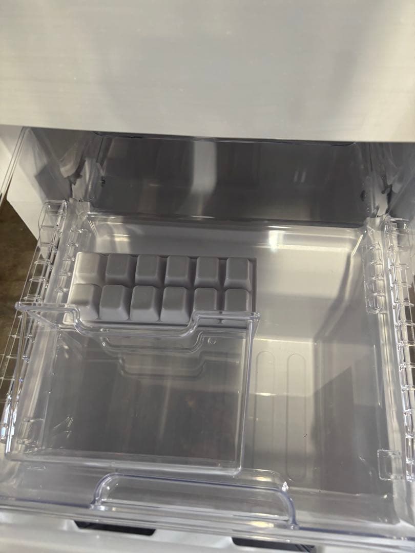 シャープ ノンフロン冷凍冷蔵庫 152L SJ-D15G-W 2021年製