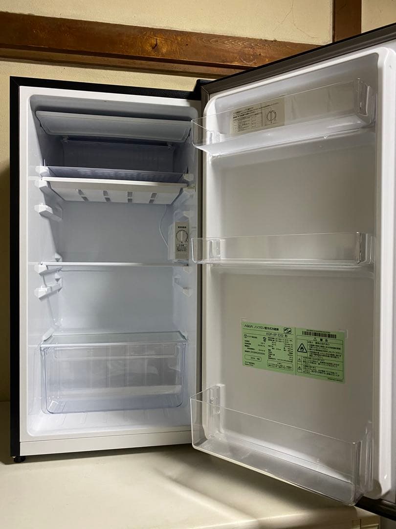 2024年製 AQUA 1ドア冷蔵庫 AQR-9P 90L 冷凍スペース 右開き