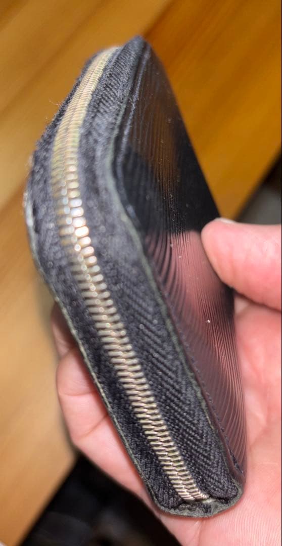 ルイヴィトン パース エピ 黒