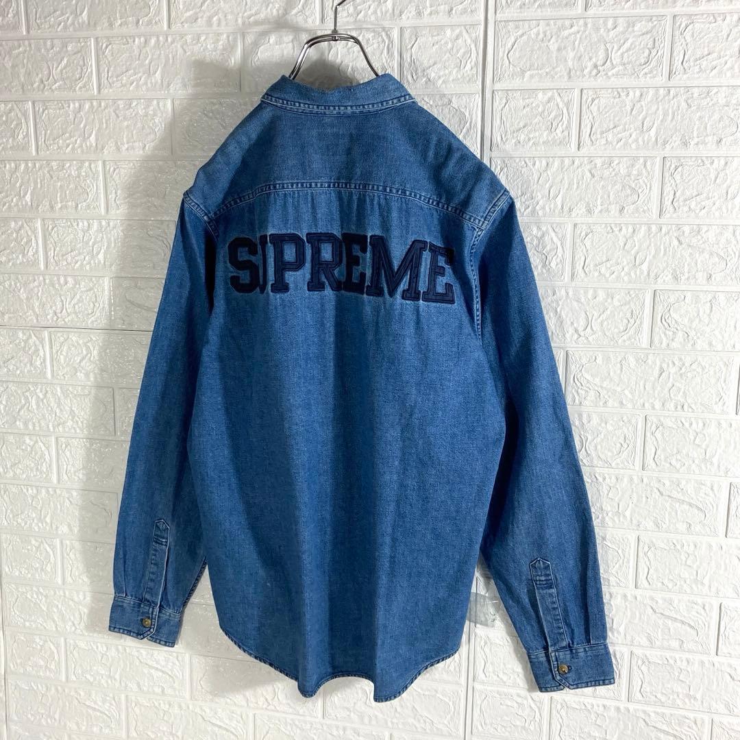 【超人気モデル!!】シュプリーム フロントジップ バック刺繍ロゴ デニムシャツ