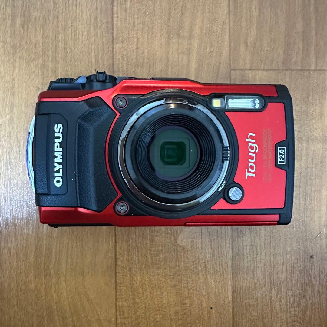 Olympus TG-5 レッド　ハウジング　オリンパス　防水　ダイビング