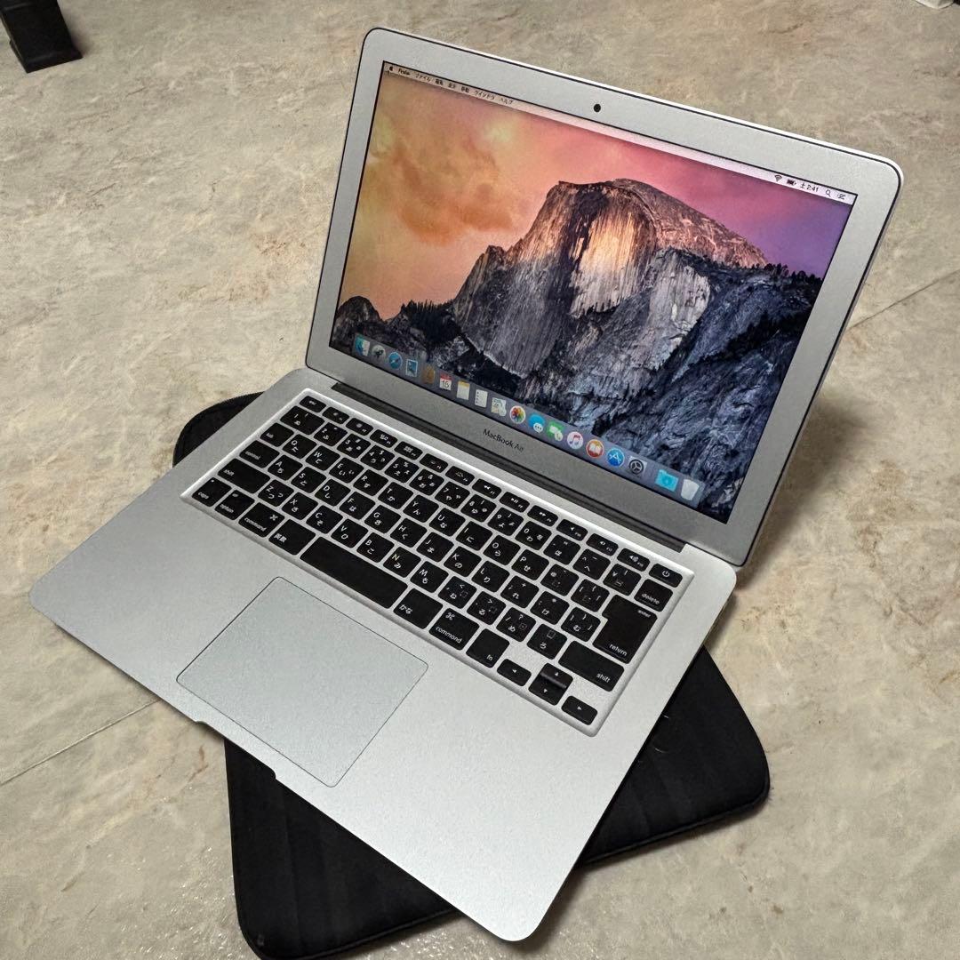 Apple MacBook Air 13インチ Early 2015 /動作良好
