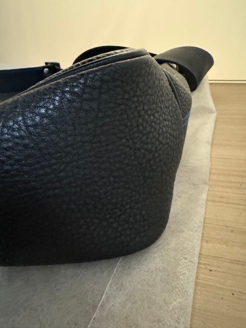 ル・ボナー　パパスショルダー ブラック　バッグ　ブルー　ルボナー