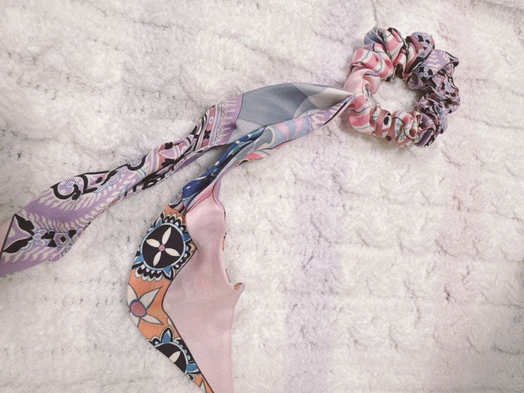 エルメス　正規品　花柄シュシュ付きヘアアクセサリー