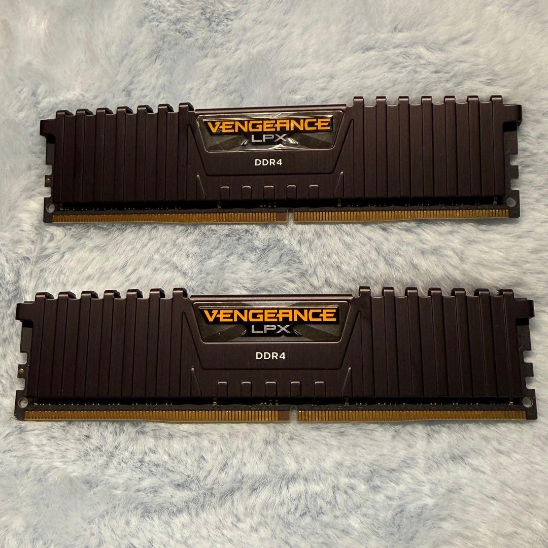 メモリー Corsair Vengeance LPX DDR4 16GBx2 3200